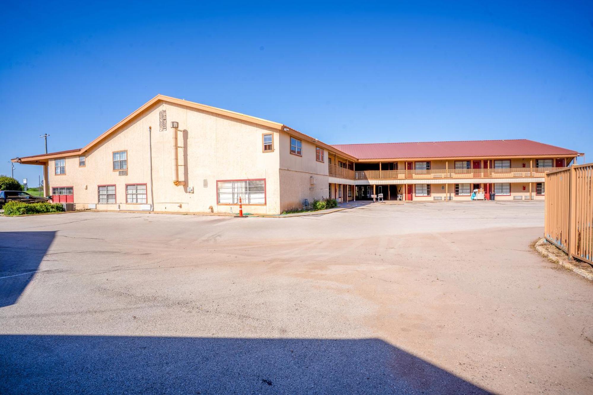 Lone Star Inn By Oyo Vernon Texas Hwy 287 ภายนอก รูปภาพ