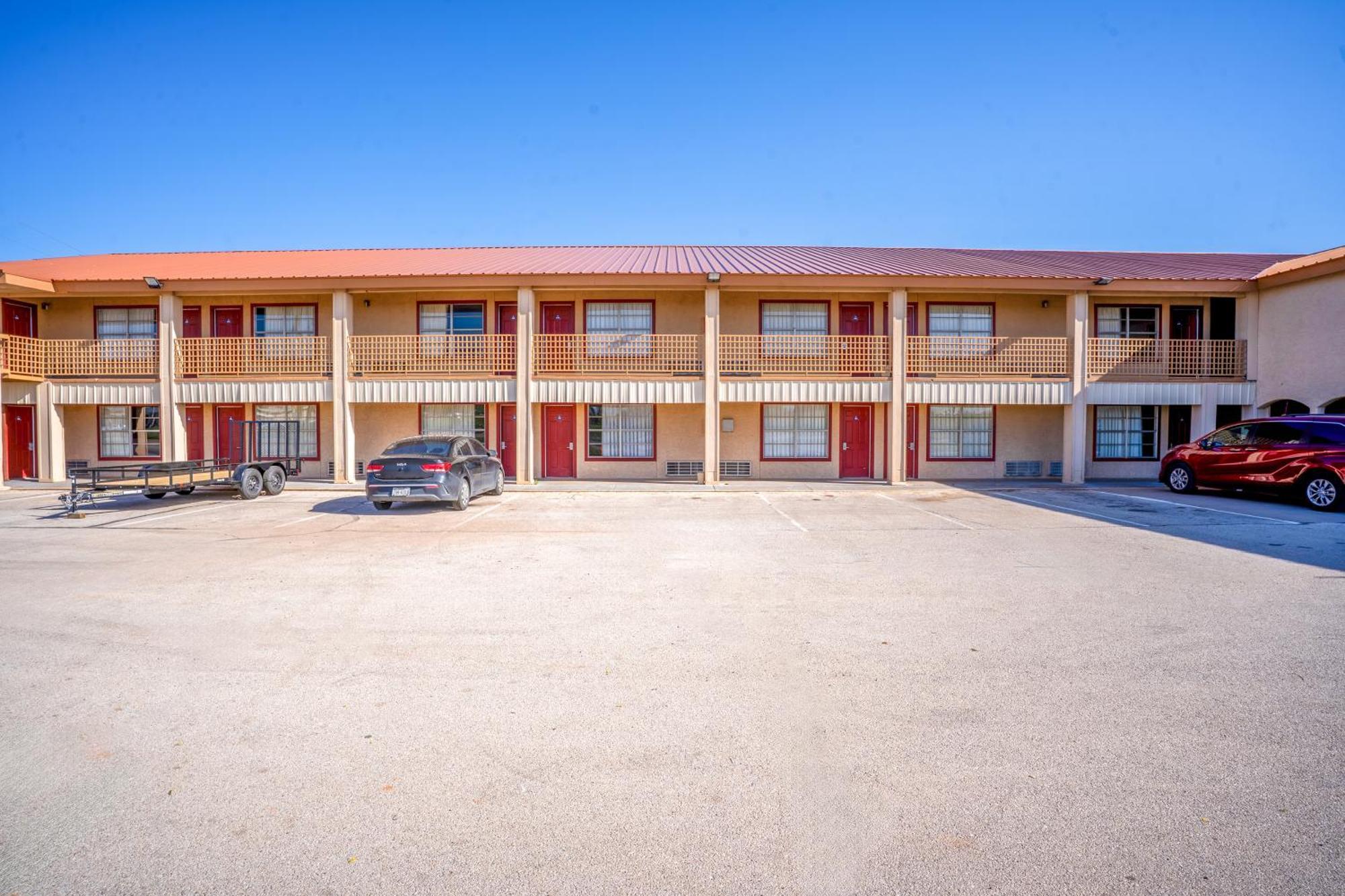 Lone Star Inn By Oyo Vernon Texas Hwy 287 ภายนอก รูปภาพ